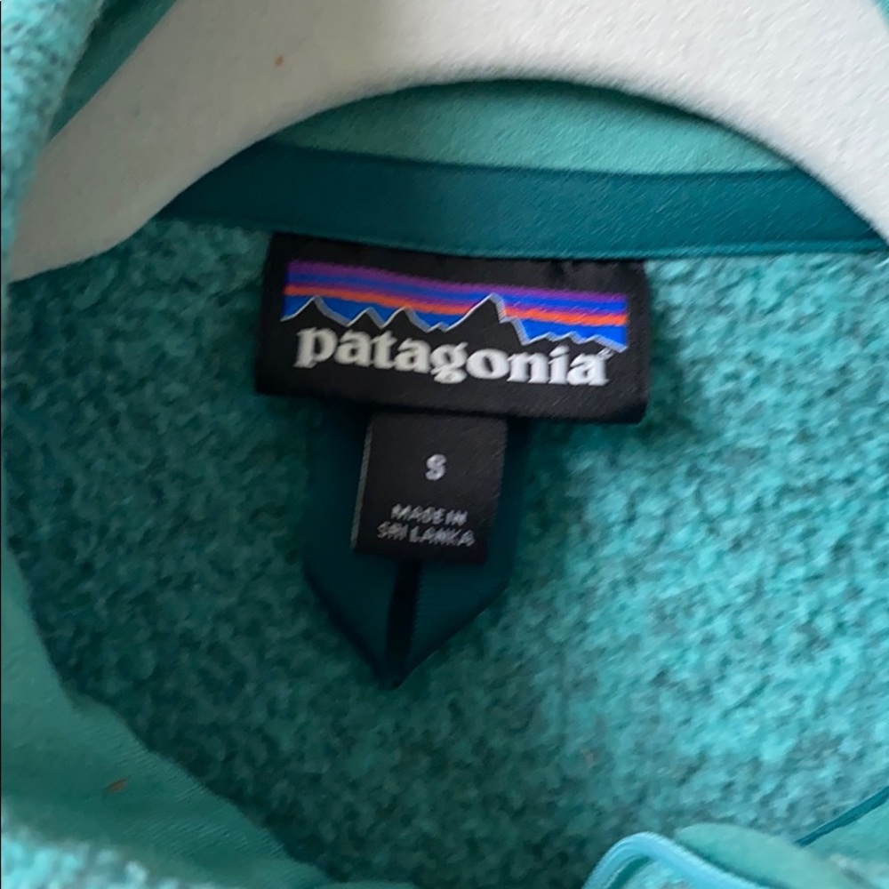 Patagonia women’s jacket - Picture 2 of 6